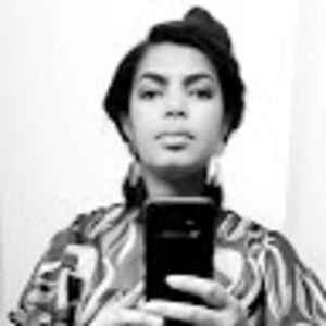 Meet your Posher, Ana maria